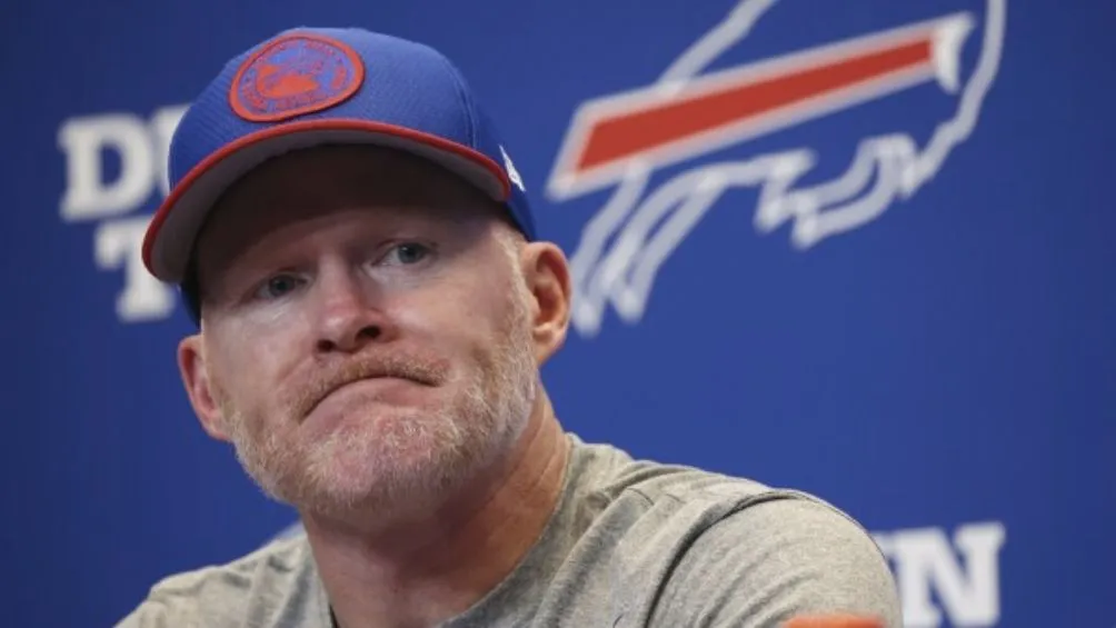 Sean McDermott en conferencia de prensa
