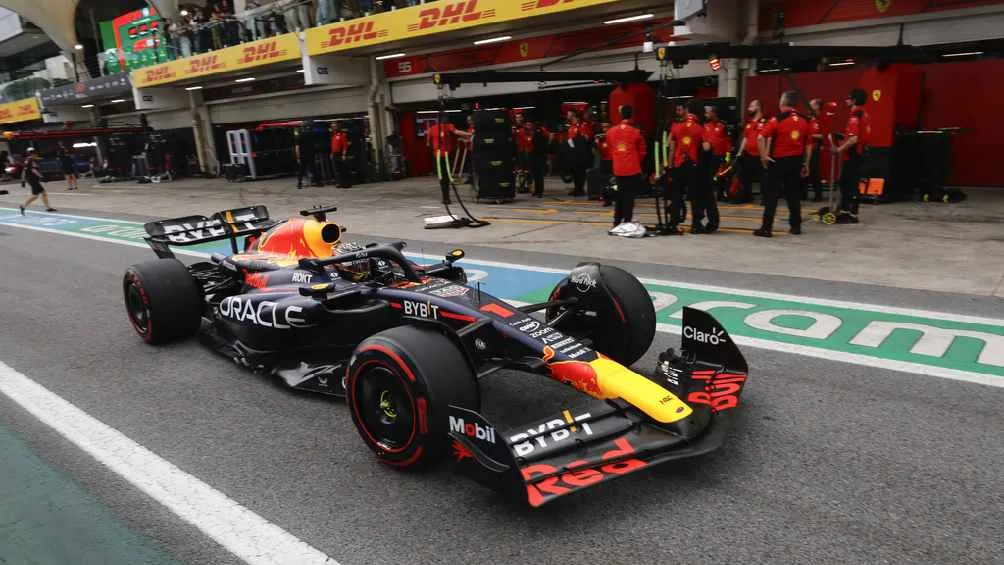 Se confirma el uso de la palabra 'Paddock'