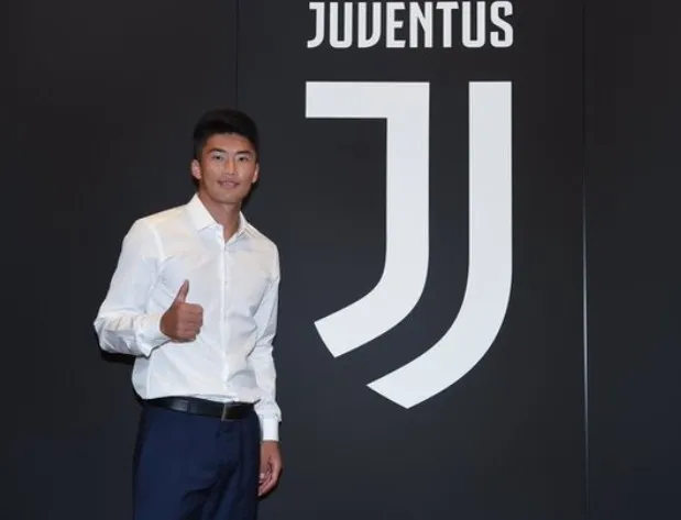 Han Kwang-Song jugó en la Juventus