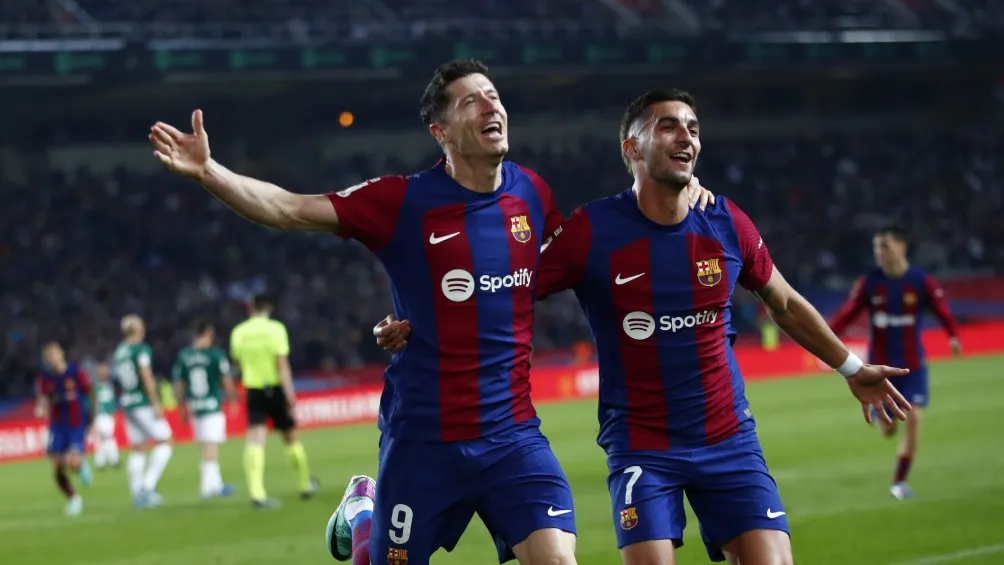Barcelona venció al Alavés, pero el funcionamiento sembró dudas