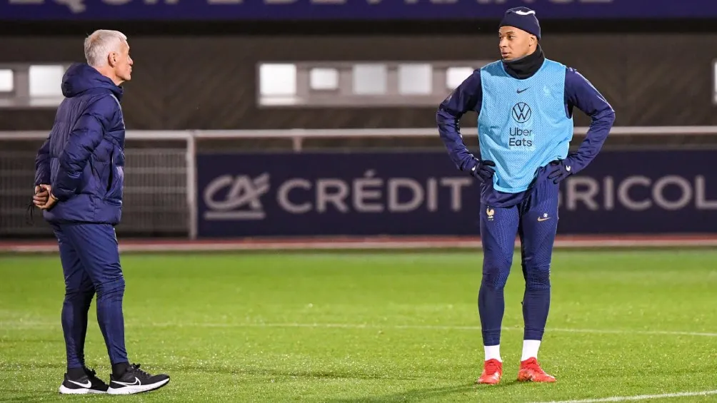 Kylian, concentrado con selección de cara al duelo contra Gibraltar