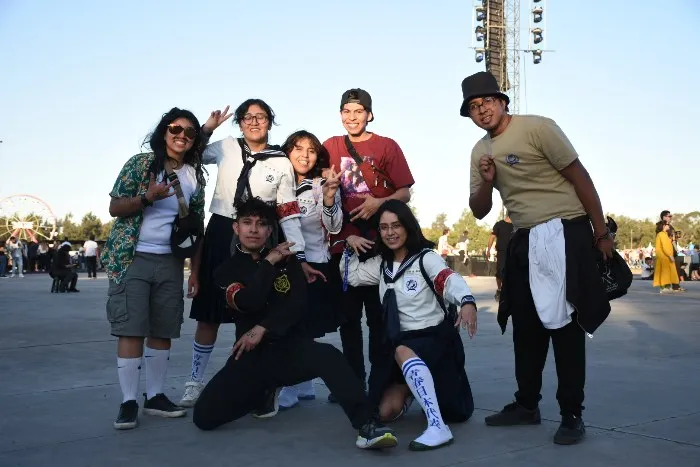 Fanáticos acuden al Corona Capital