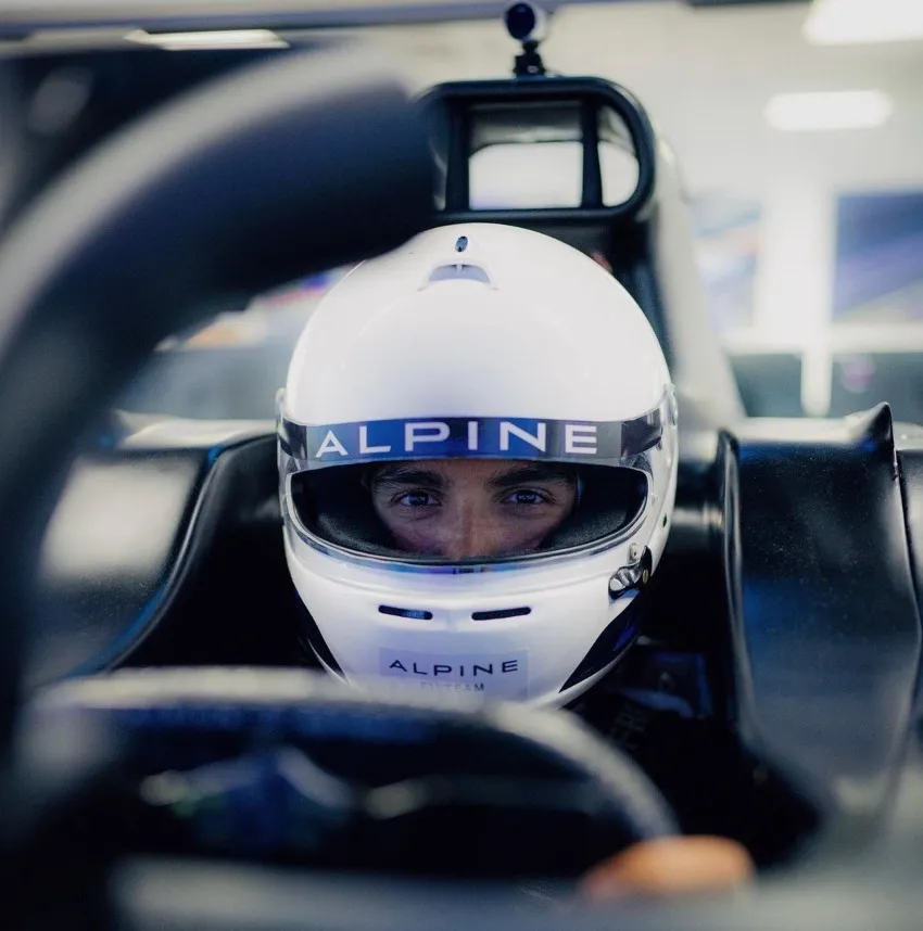 Ambos pilotos se vieron las caras en la Q1