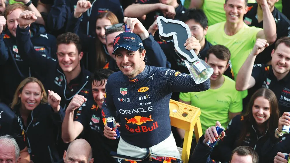 Red Bull es la escudería en la que más logros ha tenido el tapatío