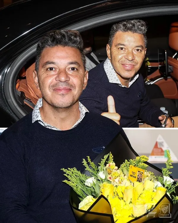 Marcelo Gallardo recibió flores en su llegada a Arabia