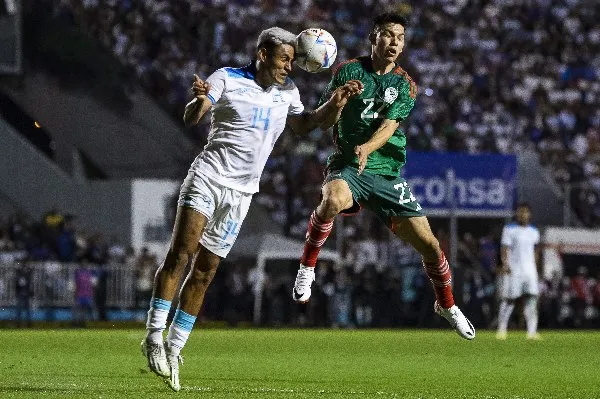 Honduras enfrentando a México