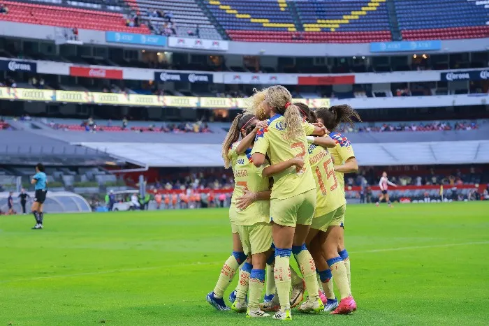 América venció a Chivas en las Semifinales