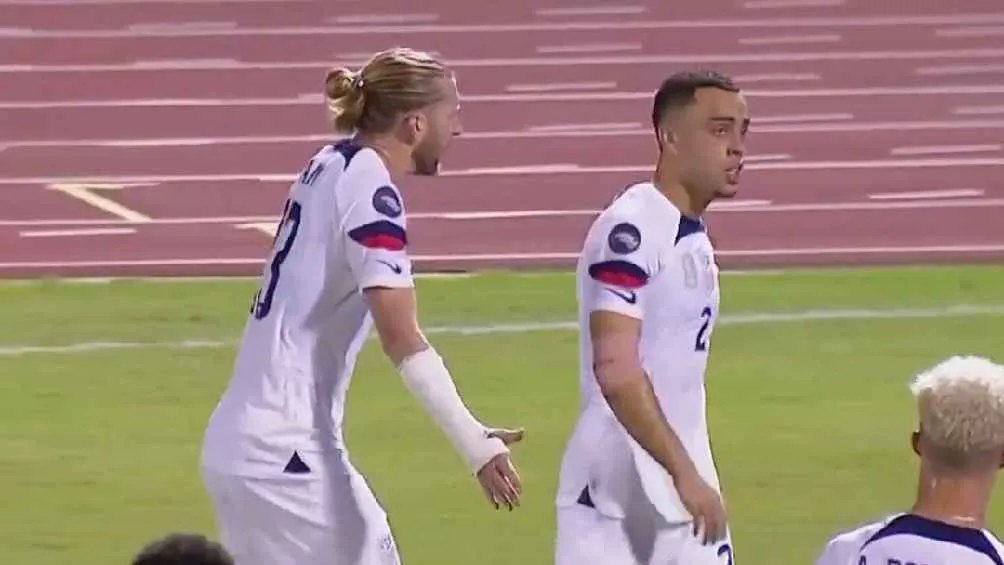 Sus compañeros reclamaron su actitud