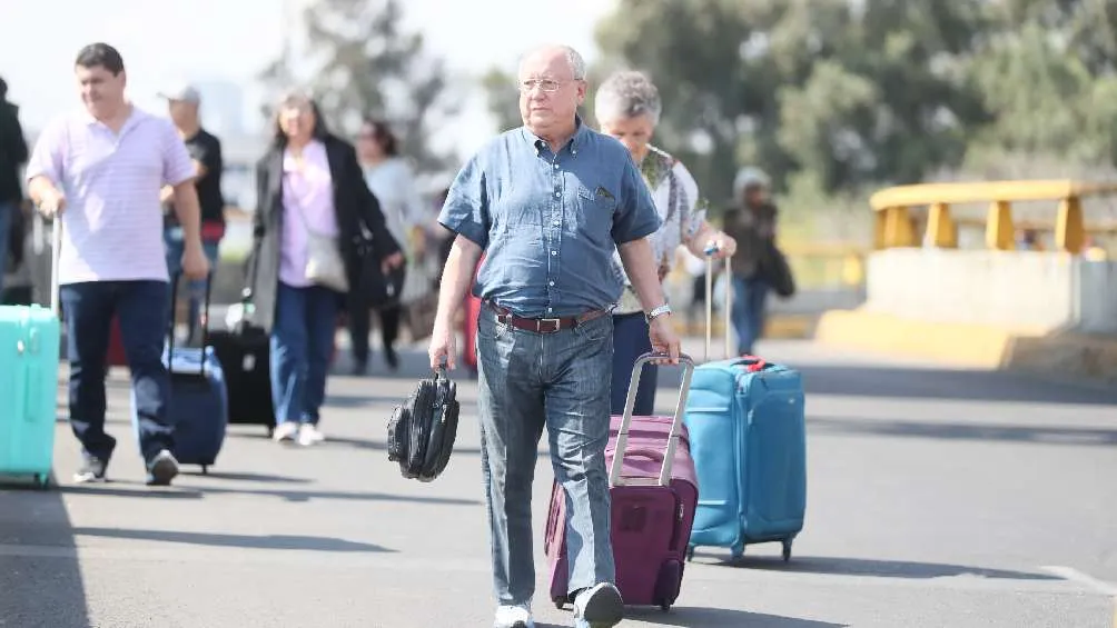 Archivo El AICM pidió a los usuarios que anticipen su llegada para no perder sus vuelos.