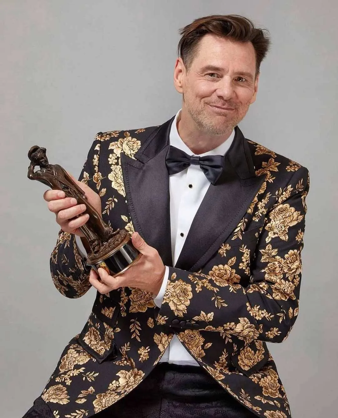 Desde el año pasado, Jim está retirado de los foros debido a que piensa que ya no tiene más papeles por ofrecer.