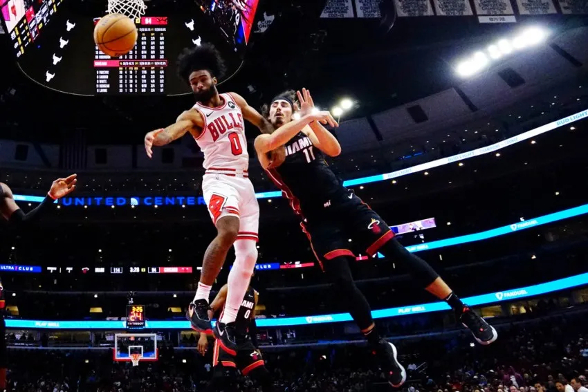 El Heat se impuso ante los Cavs