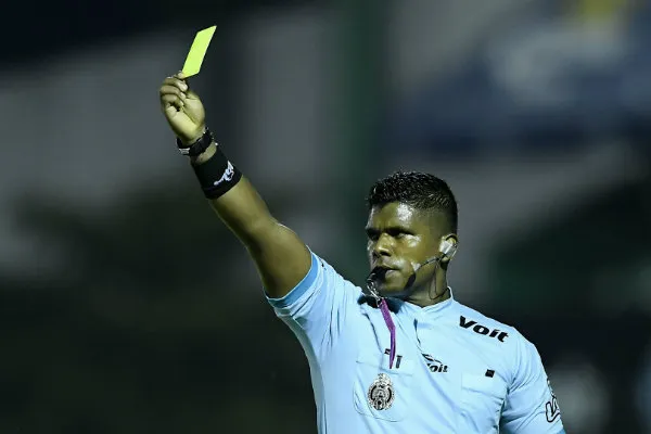 Adalid Maganda lucharán contra el racismo en el futbol