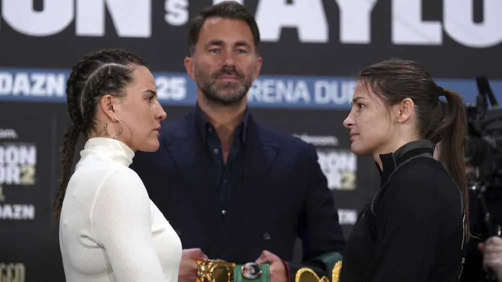 Cameron buscará retener el título