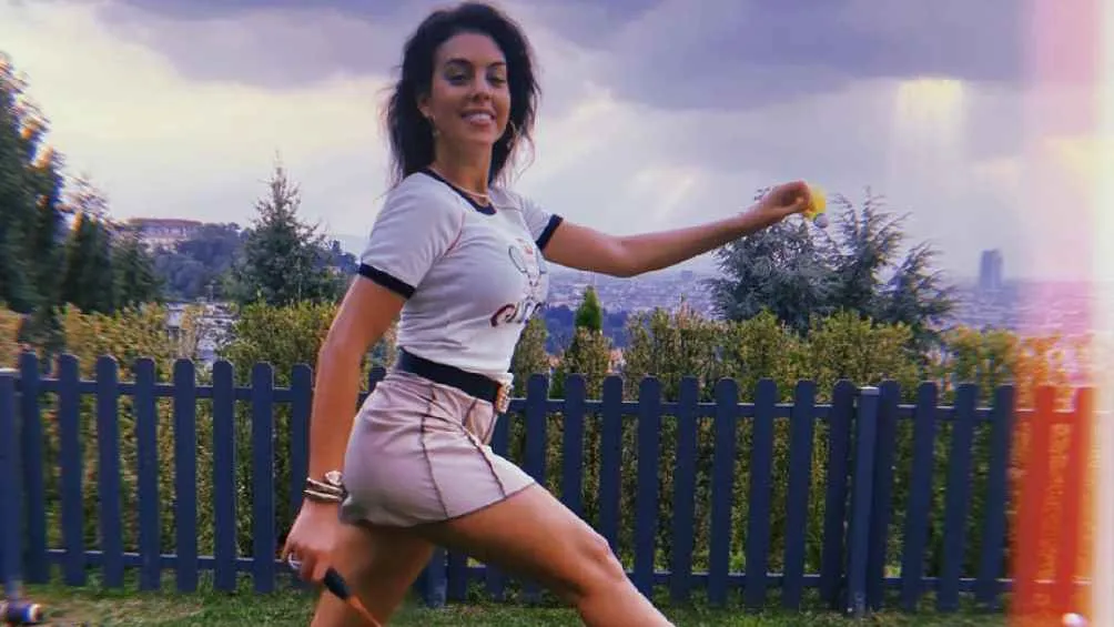 Hace distintos deportes