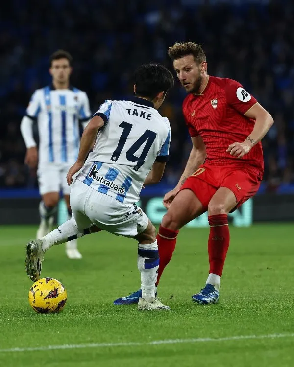Real Sociedad enfrentando al Sevilla