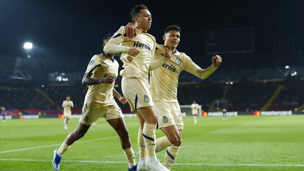 Pepê puso en ventaja a los Dragones