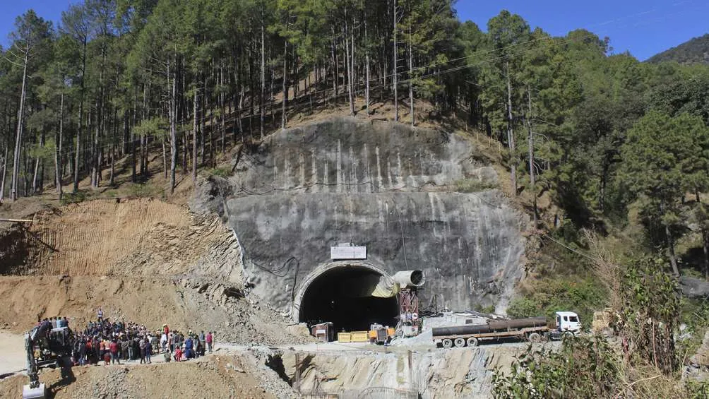 AP Desde el 12 de noviembre los trabajadores quedaron atrapados en este túnel de Silkyara.