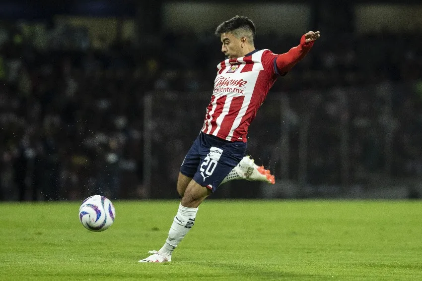 'Nene' Beltrán en un partido de Chivas