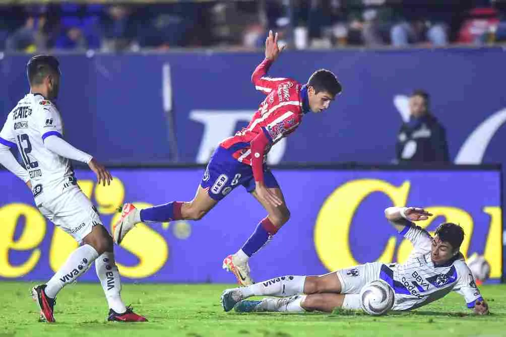Sanabria en acción en el Alfonso Lastras