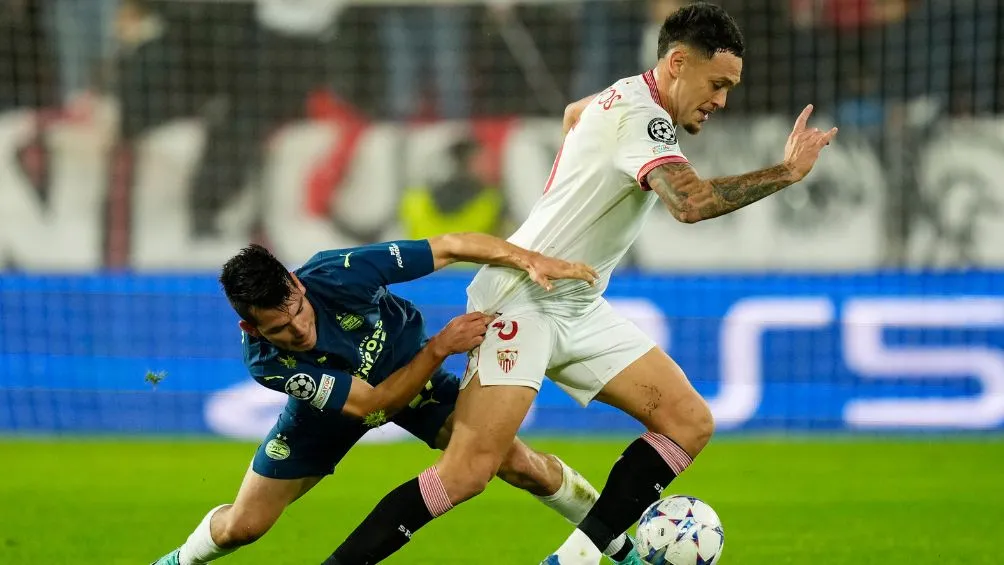 Lozano en el partido ante el Sevilla