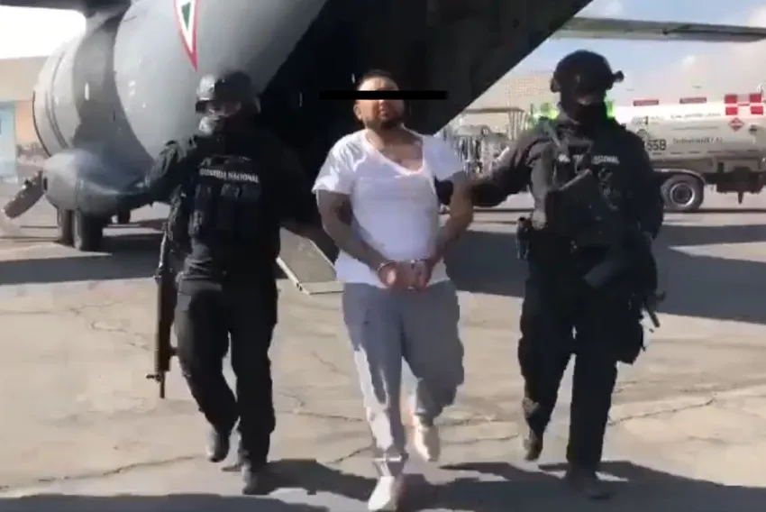 CAPTURA DE PANTALLA: TWITTER Momentos del traslado