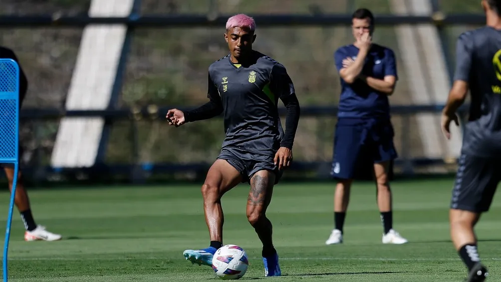 Julián, en un entrenamiento con Las Palmas