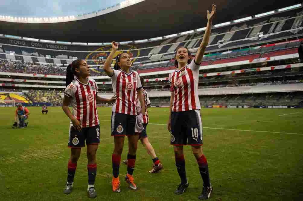 MEXSPORT Tania fue referente con Chivas en sus primeros torneos