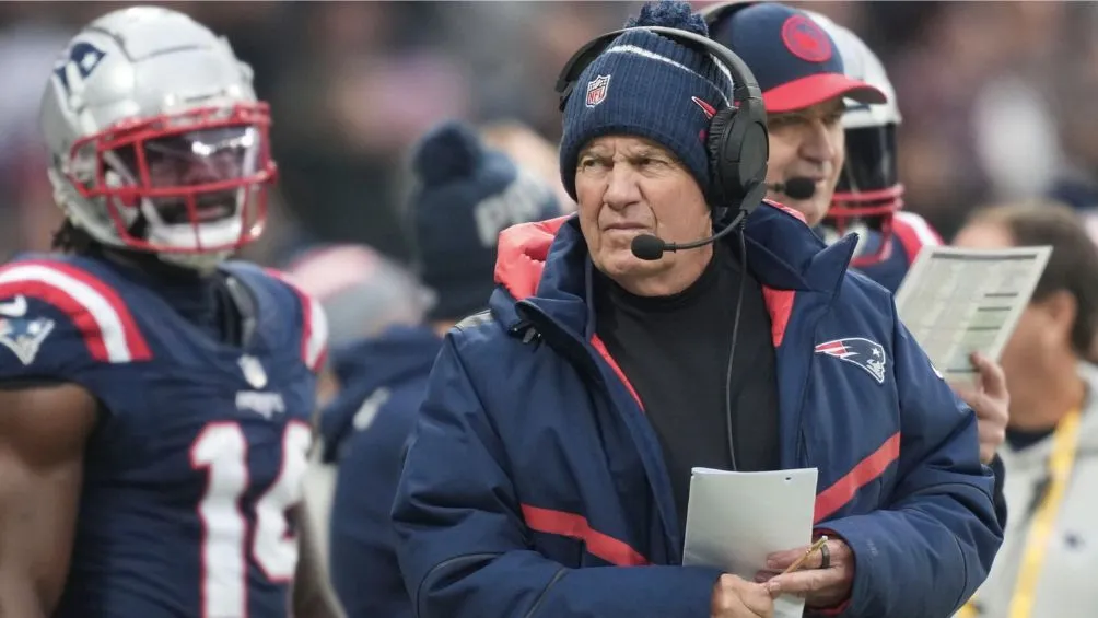 Belichick en un partido con los Pats