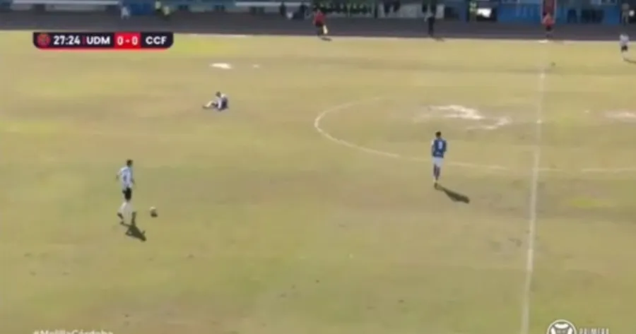 Dragisa Gudelj se desplomó en el terreno de juego