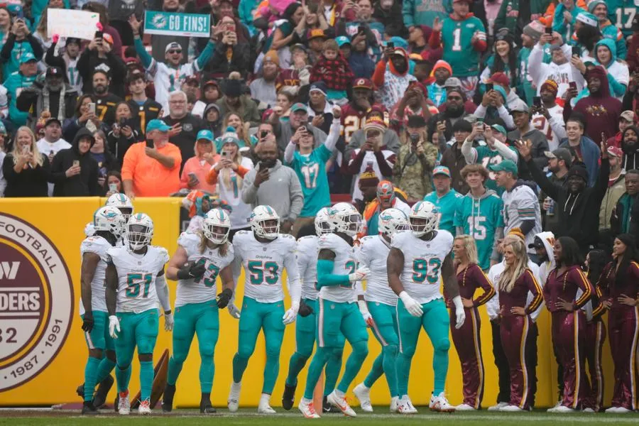 Dolphins vencieron 45-15 a Washington