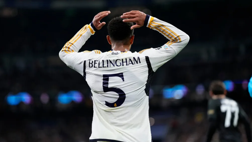 Jude Bellingham portando en histórico dorsal 5 de Zidane