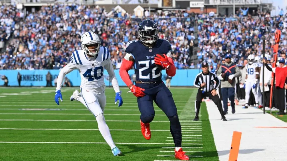 Henry suma más de 9 mil yardas en toda su carrera en la NFL