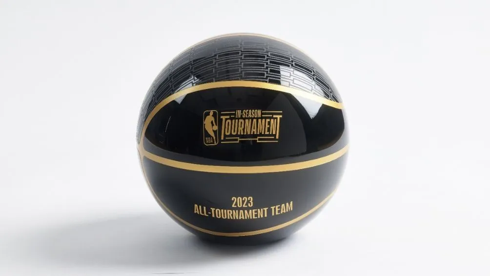 El balón que recibirá el equipo del torneo