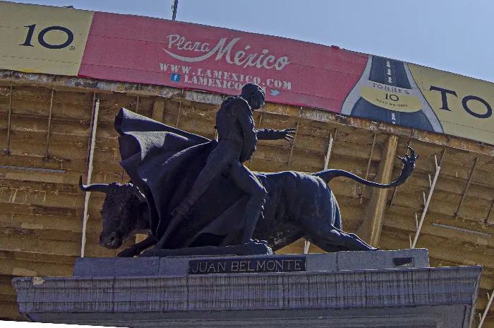 Suprema Corte avala corridas de toros en la Plaza México