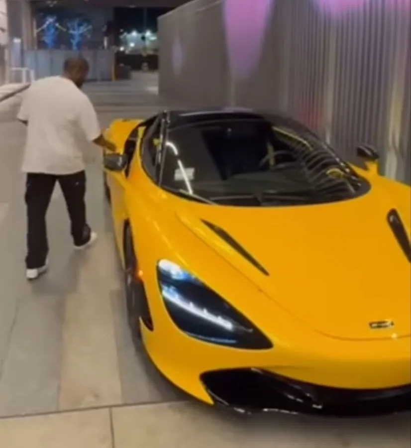 Floyd Mayweather con el 750 S Spider