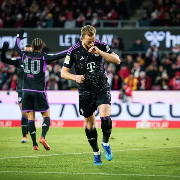 Harry Kane jugando con Bayern Munich