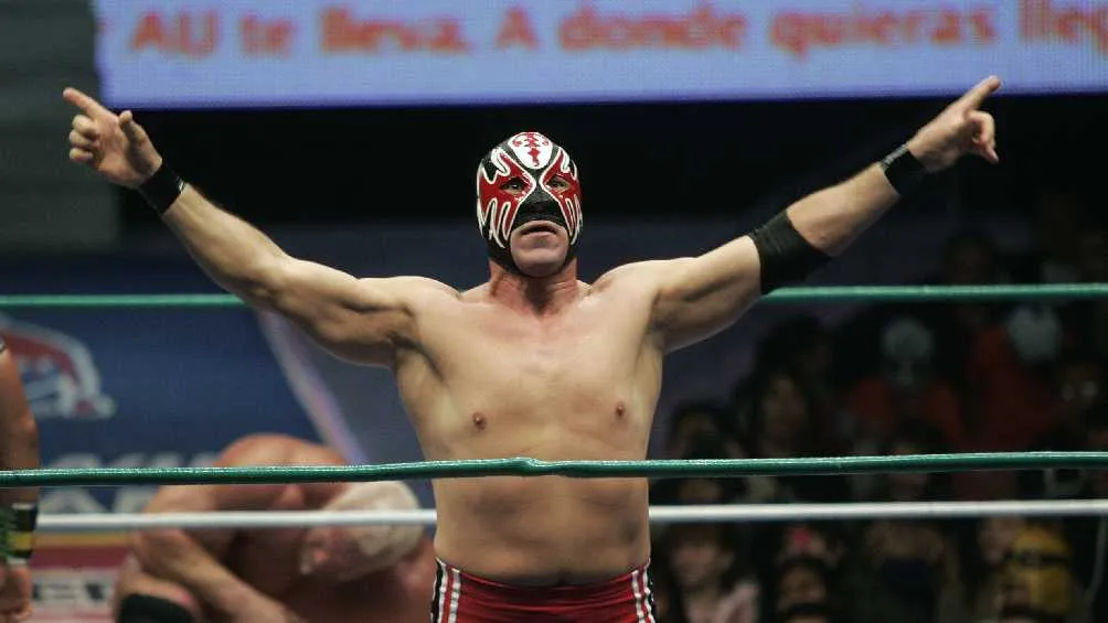 Atlantis se negó a impulsar a Latin Lover para que fuera estrella.