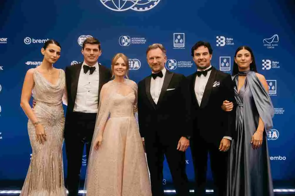 El equipo de Red Bull en la gala de la FIA
