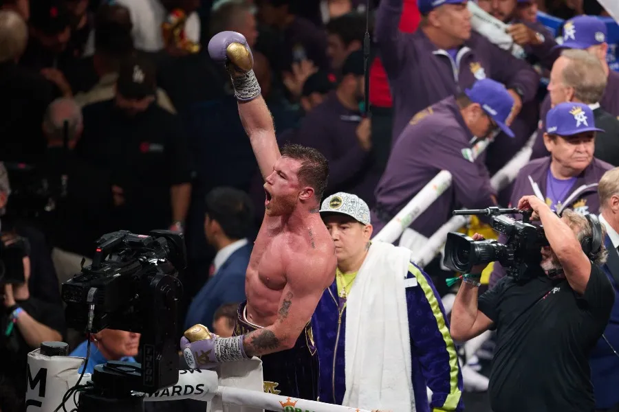 Canelo es el único mexicano en esta lista millonaria