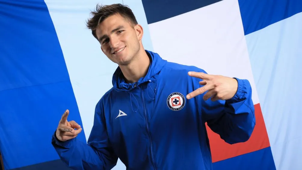 Jurado en su etapa con Cruz Azul