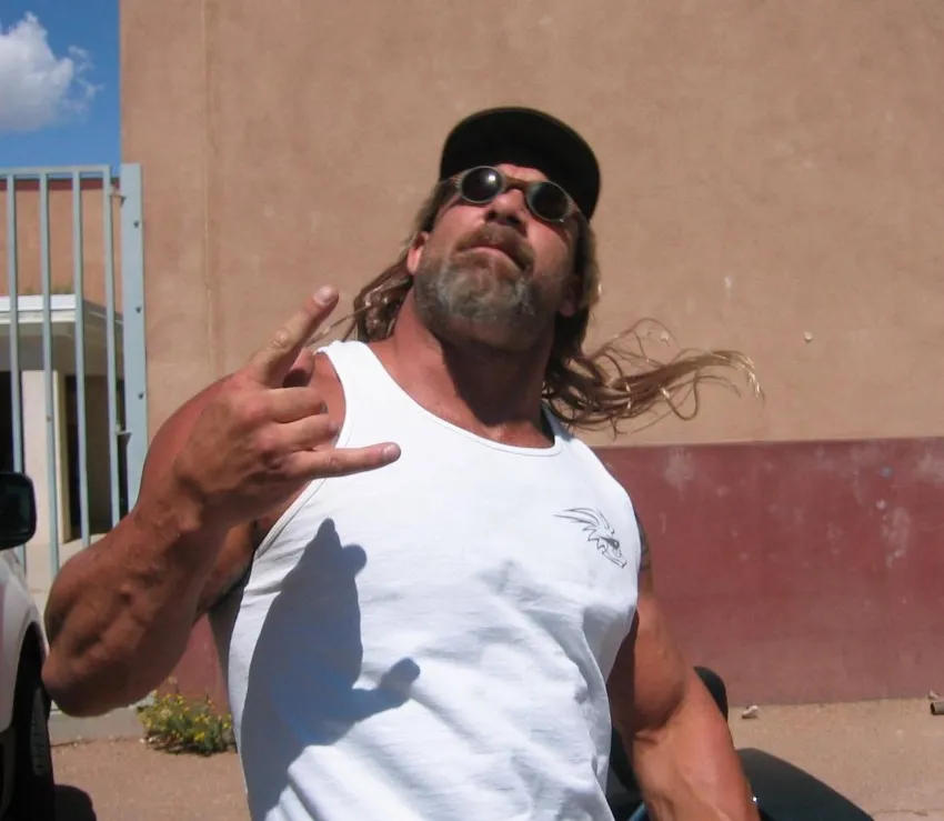 INSTAGRAM: @goldberg95 Goldberg jugó americano