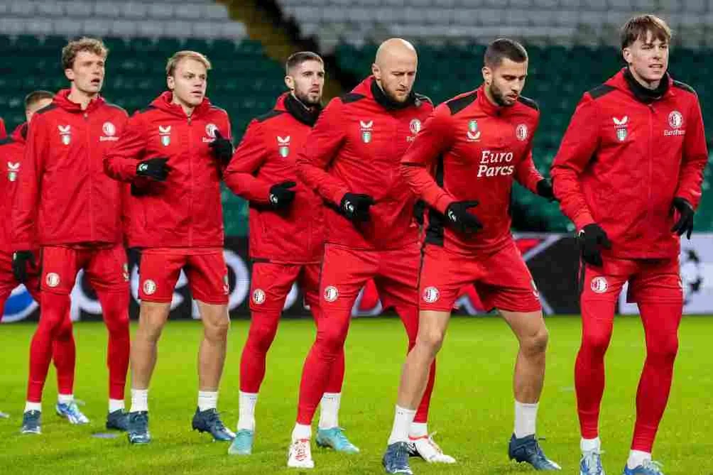 Feyenoord en el último entrenamiento previo al compromiso ante Celtic