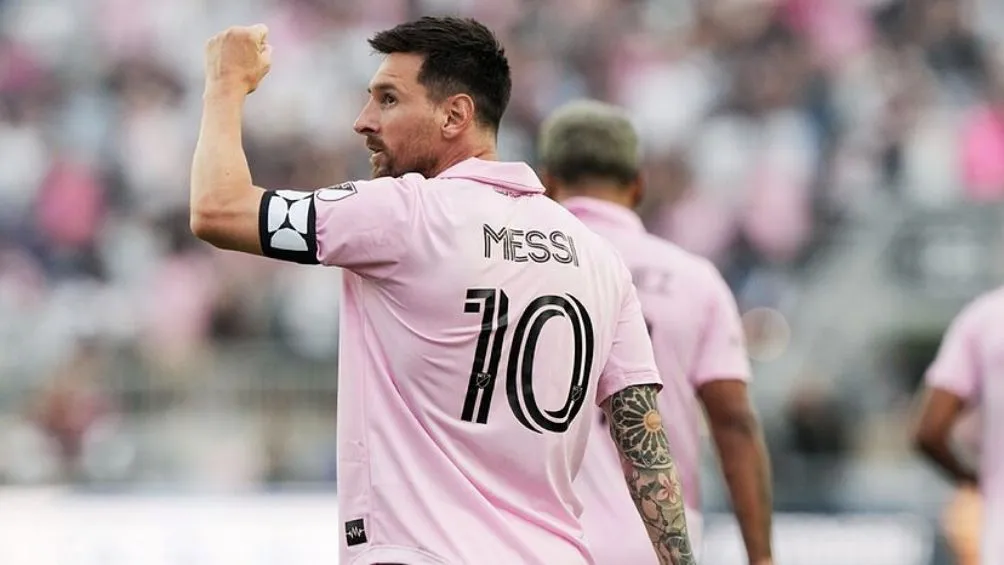 AP Messi con la 10 del Inter Miami