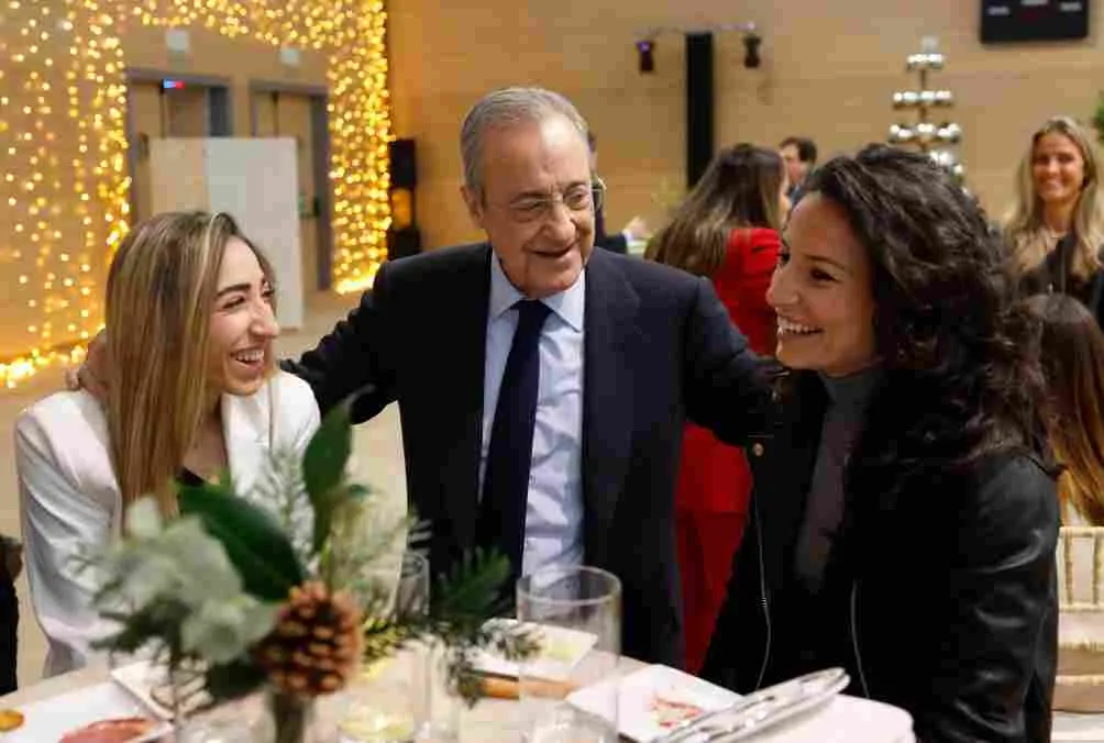 Florentino Pérez con Olga Carmona e Ivana