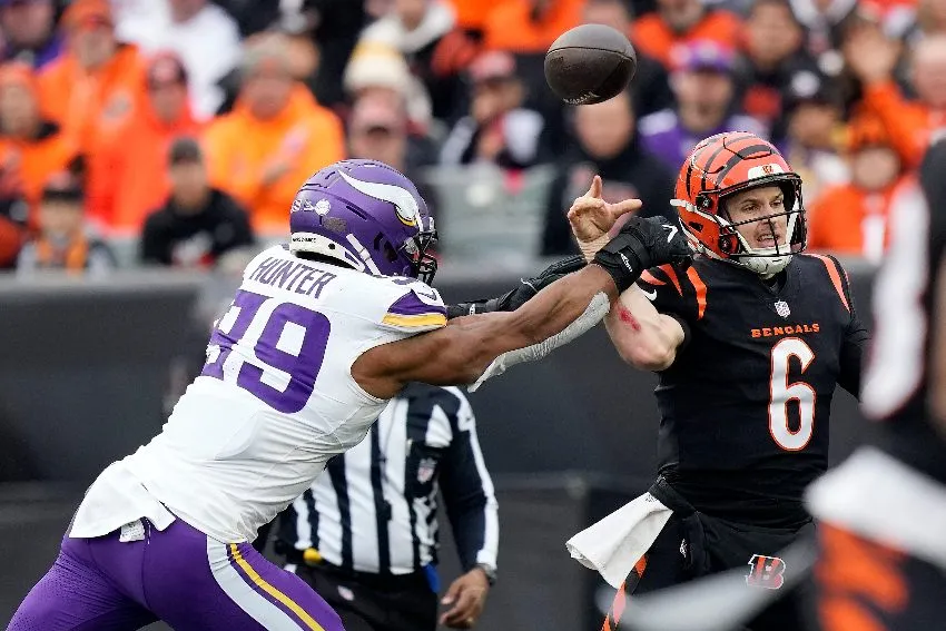 Danielle Hunter, de los Vikings, alcanza incentivo con jugada 'peculiar'