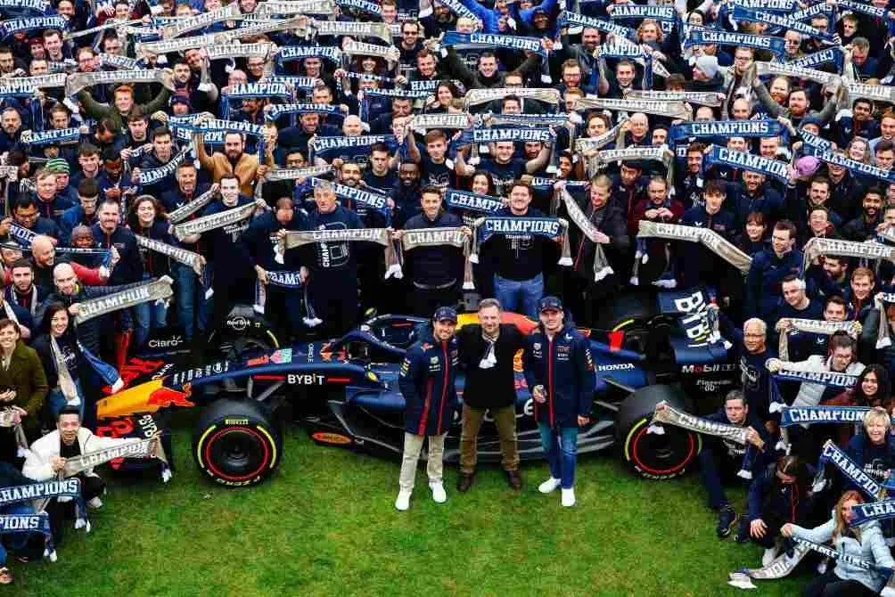 El equipo de Red Bull en Milton Keynes