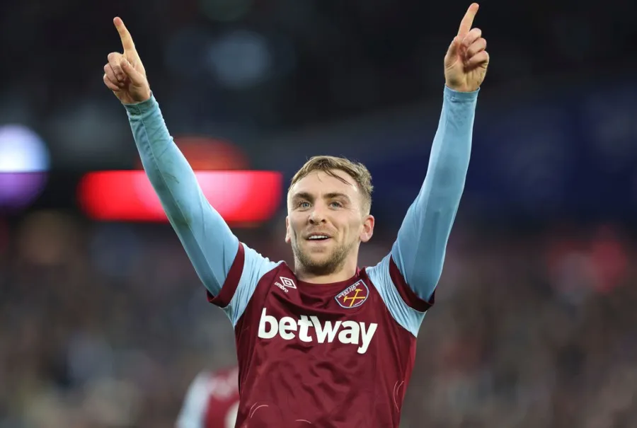 Jarrod Bowen sentenció la goleada de los Hammers