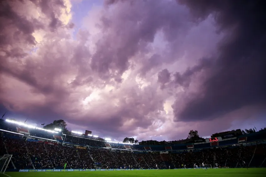 Estadio Ciudad de los Deportes en un partido del Atlante