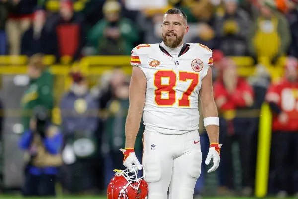 AP Travis Kelce es el jugador con más yardas de los Chiefs