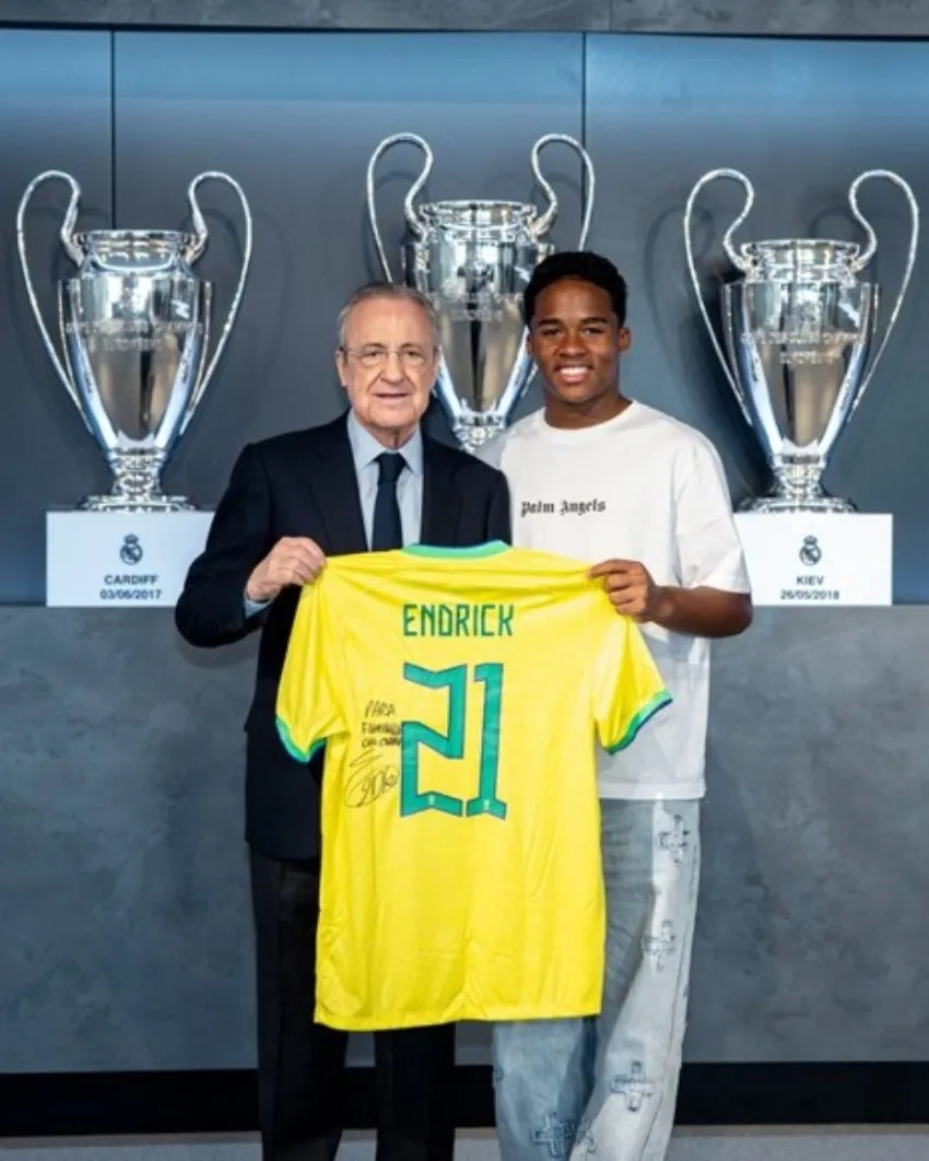 Posando con las tres Champions